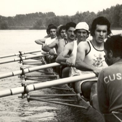 HolaPecola's profile picture. Hò la Pecòla. Ma non sono contagioso. 🇮🇹
(Il divide et impera funziona sempre).
https://t.co/PRxCtr1WzF