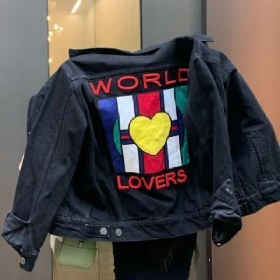 jisuloveu's profile picture. ≷🍯