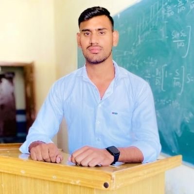 Rahuldhangar__'s profile picture. education।  social media influencer।