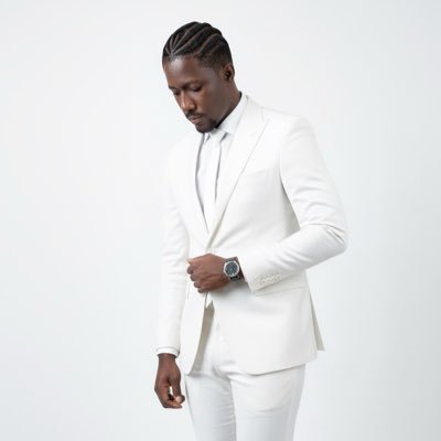 qwekuriches1's profile picture. Lyf has thought me, never expect anything from anyone and always forget the mistakes and remember the lesson. A Manchester City fan and I also love #brezzz 🙈🙈