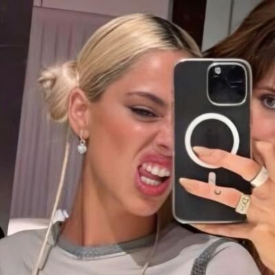 mariconfianza's profile picture. Te mereces el mismo amor que intentas darle a los demás.🤍