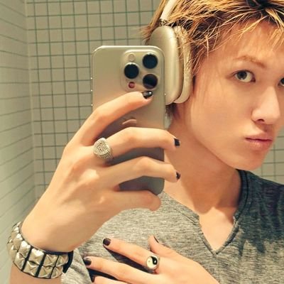 Phan_phannii's profile picture. 🌼 psych student (RPm cutie🤞🏻)|
12/17/22 .. 06/24/23 .. 01/21/24
concert carpool service ||

expect late reply