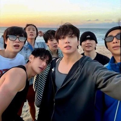 Bangtanstar7_'s profile picture. Forever with @BTS_twt 💜⟭⟬ 🐨🐹😺🐿️🐥🐻🐰⟭⟬💜 Live your life it's yours anyway🤞🏼K-drama 🍿
