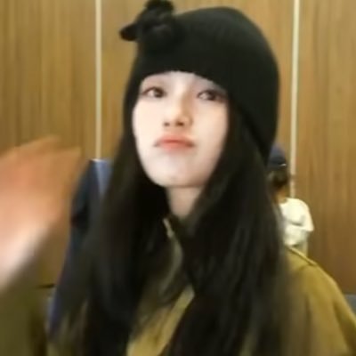 mandarinorn's profile picture. 