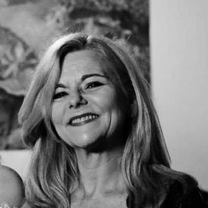 queiroz_nivia's profile picture. 