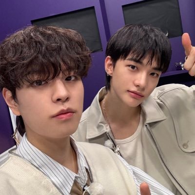 txrezq's profile picture. crying over seungjinsung !! @LuilovesYu art insta; t2evlq ,, 44k ─★ ˙ 🤍🎐 @ririsetnet 🐶🥟 corner