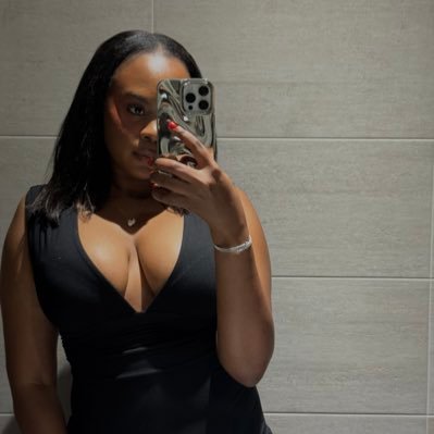 Adah_Achola's profile picture. Health Projects Management|Public Health and Research |Health Advocacy & Equity| I write sometimes. check out my work on Substack below📩