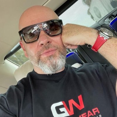 scottalldridgee's profile picture. Impacting positive qualities in lives ❤️📌 spreading love and kindness 😊💕