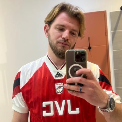 Lucas_Lvrl's profile picture. On se fait pas remarquer on est remarquable.