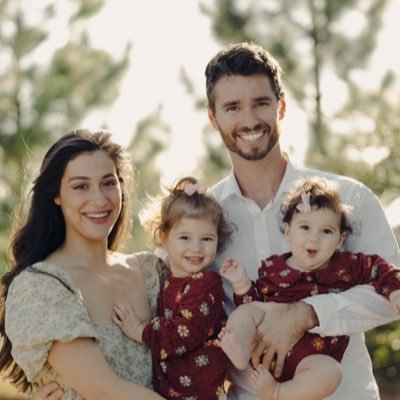 Colt711's profile picture. Follower of The Most High 🕊️ Husband ❤️ Girl Dad 💕 Teacher 🍎 Trainer 💪🏽 Streamer 👾 #FinsUp🐬⬆️