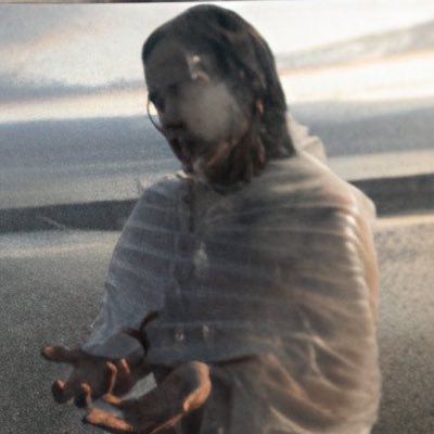 divnize's profile picture.