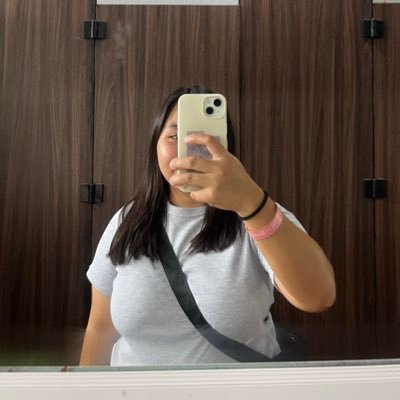 rizeeeeeeeellll's profile picture. ;