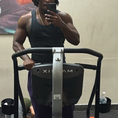 Tech_Zoerilla's profile picture. God first 🙏🏾 #HaitiansInTech #BlackinTech Associate IT Risk and Security Engineer | Gym Rat | Konpa🇭🇹