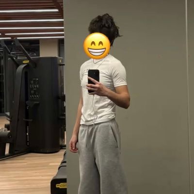 saddllll's profile picture. 