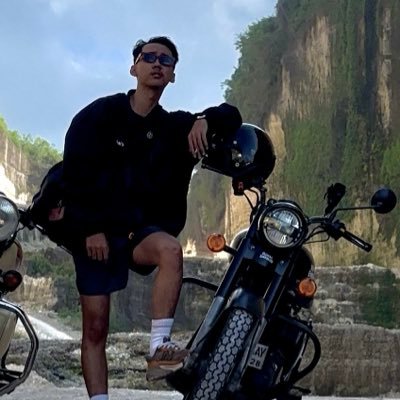 weirdaw__'s profile picture. 