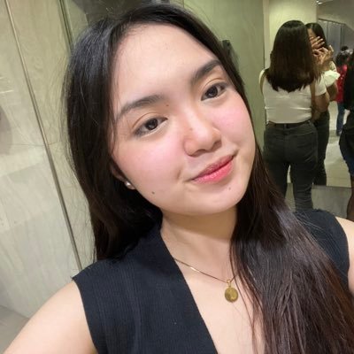 arabelagraxe's profile picture. ash loml