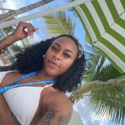 wildsunflower_x's profile picture. Loading….🌻 #followme🦂