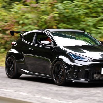 YAS761006's profile picture. 進化型前期黒GRヤリス乗り
黒GRヤリス普及委員会
BlackEditionIV
縦引きパーキングブレーキ普及委員会