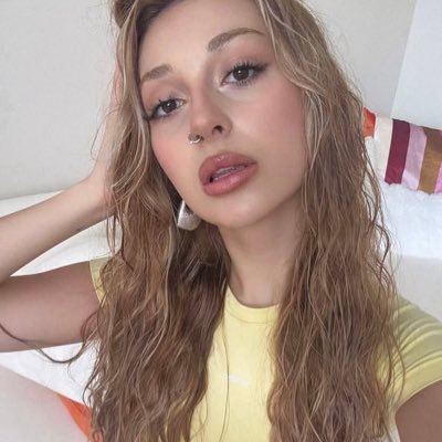 mel1ss__'s profile picture. melos size kaliteyi öğretmeye geldi