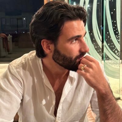 Willy_kamaz's profile picture. Developing the first RevOps AI co-pilot @ops_disrupt Join the waitlist