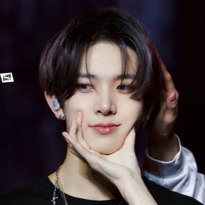 heeseyungs's profile picture. 🎮🤍🦌 | i'm here for the vampire enhypen agenda