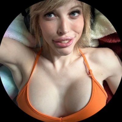 JettMistress's profile picture. 🍑NSFW Content Creator 🍑 Self-Proclaimed Passion Queen 💚🦄✨🌸🏆 TEA Fan Choice Award 2022 & 2023 🏆⭐️-Adult Model-⭐️ Cutie booty, Fixed on cock 👅 🍆