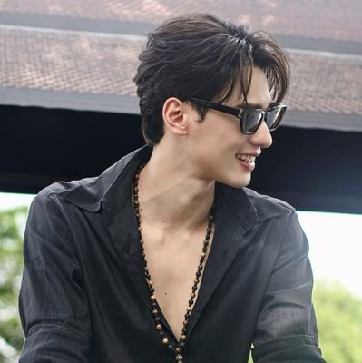 RosieBewyB's profile picture. #หลิงออม💜 #blackpink🩷🖤 #nct💚 #got7💚 #BEUS ▶️ #BUS