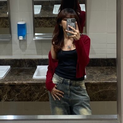 chluli1's profile picture. 🧶🐈🎨🧬, skz