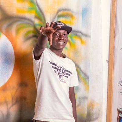 famekhid69252's profile picture. spark MEDIA