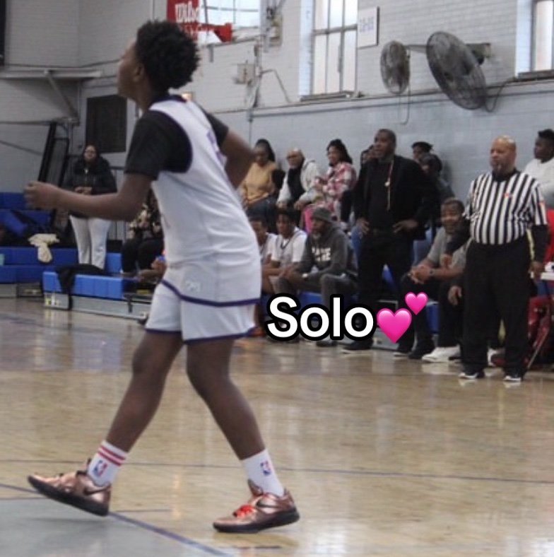 goladk2's profile picture. |5’9 130 PG/SG 🏀2029| 3.4GPA👨🏾‍🎓 St. Rita Of Cascia High School 🏫 Gmail: Dakarrie.mcclain29@stritahs.com