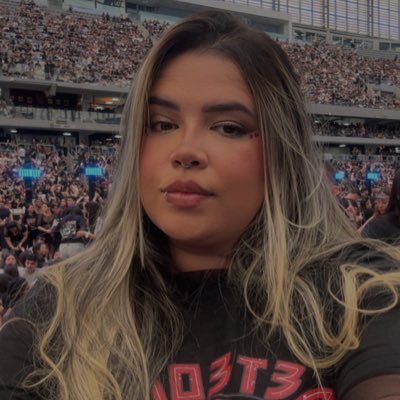 anaalvesreal's profile picture. ✨💜🪐👑