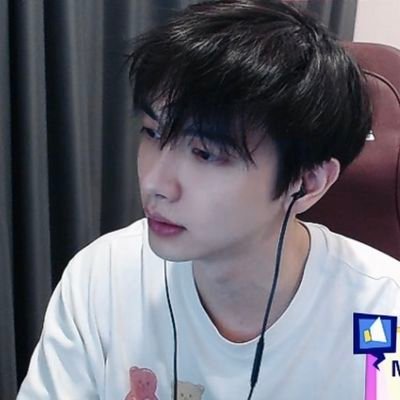 _namwan__'s profile picture. : ถ้ารู้ว่าโตมาเป็นติ่ง จะเริ่มเก็บเงินตั้งแต่อยู่ในท้องแม่