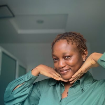 pencilsncrochet's profile picture. Barrister and Solicitor of your Heart🤭|| Crocheter|| Artist|| Open to commissions🎨