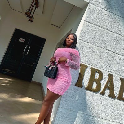 Iambabyoo's profile picture. 