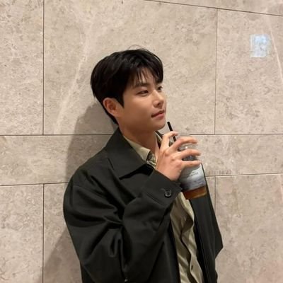 _jungstar's profile picture. 행복의 이유 아스트로💜