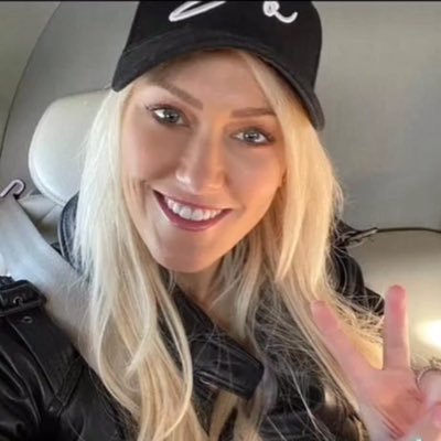 evankate12366's profile picture. 