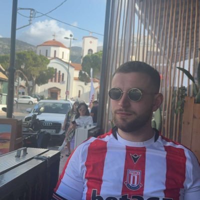 rd4venport's profile picture. 50/92 🏟️ @stokecity