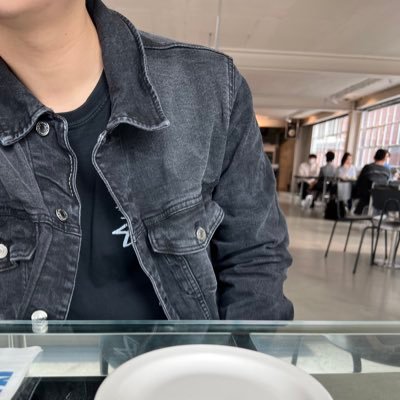 LilLlliiman's profile picture. “音楽はつづく”