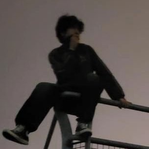 just_zoeyx's profile picture. I don't know why you are so panicked about,but you can tell me anything cause I truly care.
(RP Account/Minors DNI)