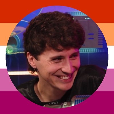 fogmiheart's profile picture. lesbians for dan howell