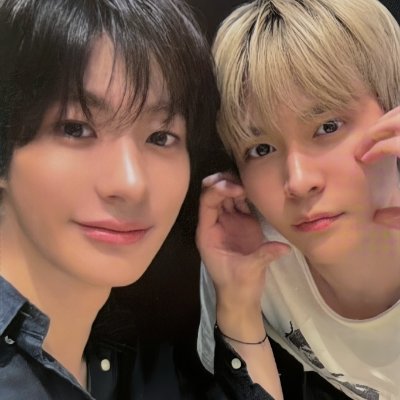 peachyviity's profile picture. 