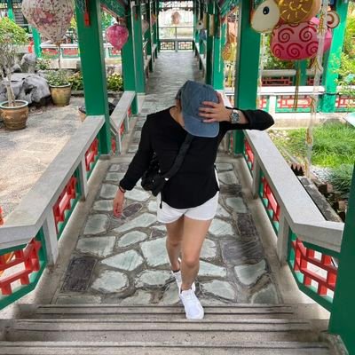 mamabearblur's profile picture. มีแฟนสักทีนะ
ส่วนหนังสือยังแพลนเดิม ต้องอ่านให้หมดค่อยซื้อใหม่