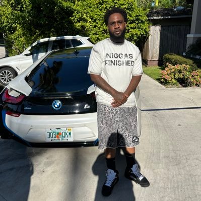 mrbreakdowntim's profile picture. T(ake) R(isk) A(nd) P(rosper) LLH😇🕊💔