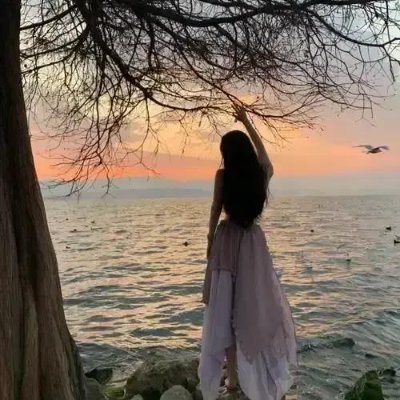 Valerqaz's profile picture. ヨーロッパのロマンスは一時的なものではなく、投資のようなもので、時間が経つにつれて徐々に忍耐の価値を信じるようになるのです。🌱🌱