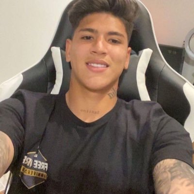 bajizando's profile picture. 