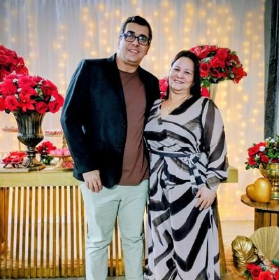 CrisGarcia2208's profile picture. 