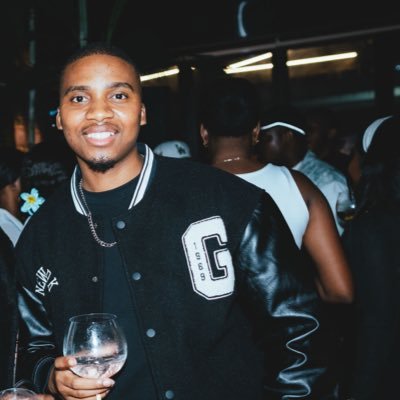 _moleane's profile picture. nothing to see here