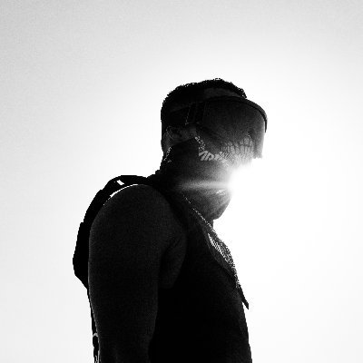 croesartist's profile picture. CROES geboren in 1994 op Aruba 🇦🇼. Maak kennis met zijn muziekstijl die Caribische, R&B en Latin-invloeden combineert.