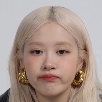 poses_r_posie's profile picture. Taeyeon | ROSÉ | Jaehyun | Jennie | Olivia | Taylor | Lady Gaga — BLACKPINK NCT127 aespa