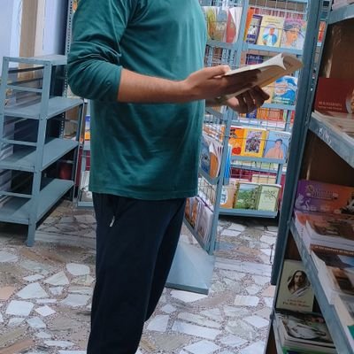 Bhautik1001's profile picture. बेरोजगार/निर्जीविक𓂃🖊📄🔍......
मर्यादित रहें 🤝